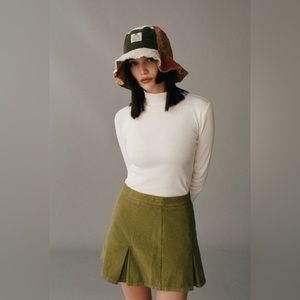 Urban Outfitters Pleated Corduroy Mini Skirt NWT Size Small